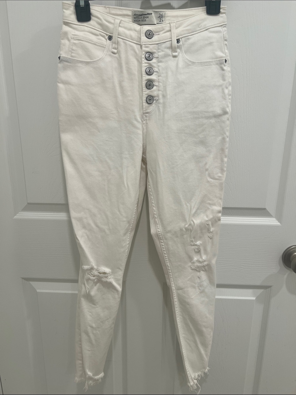 Abercrombie & Fitch White Ankle Jean High-Rise
